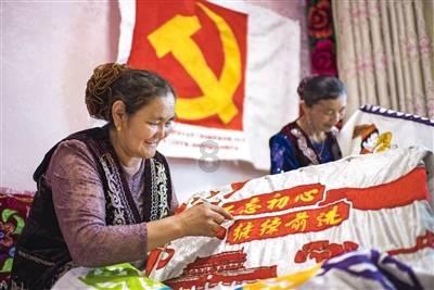 云南哈巴雪山一登山者发生滑坠事故死亡,官方:体力不支滑倒致头部撞击石头死亡